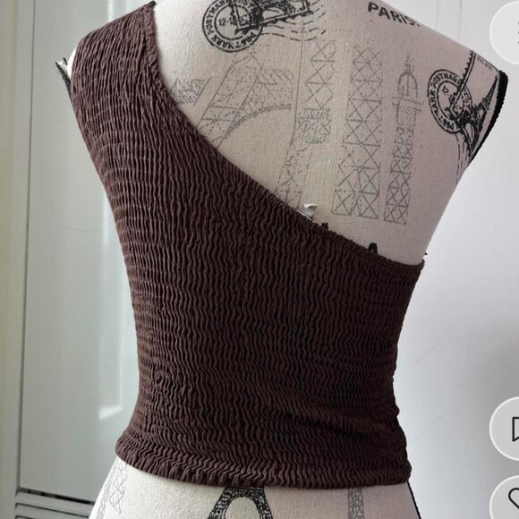 RARE Brandy Melville One shoulder top - Picture 3 of 4